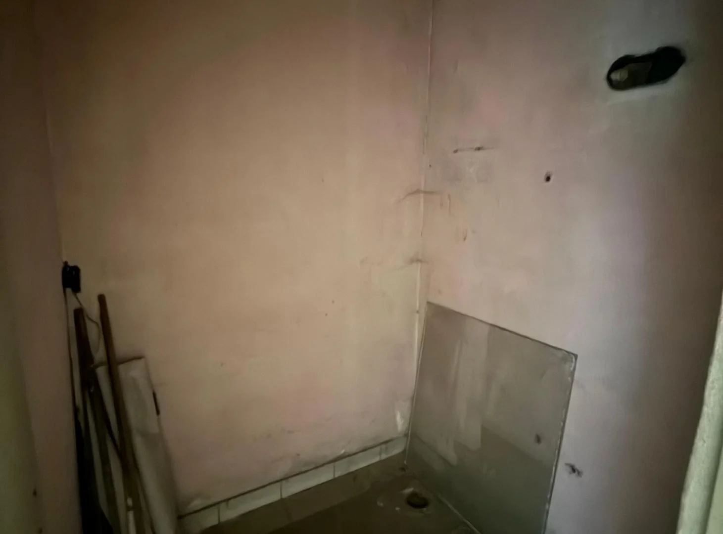 Foto de Local comercial de 20 m² en alquiler en Luis Guillón, imagen 4
