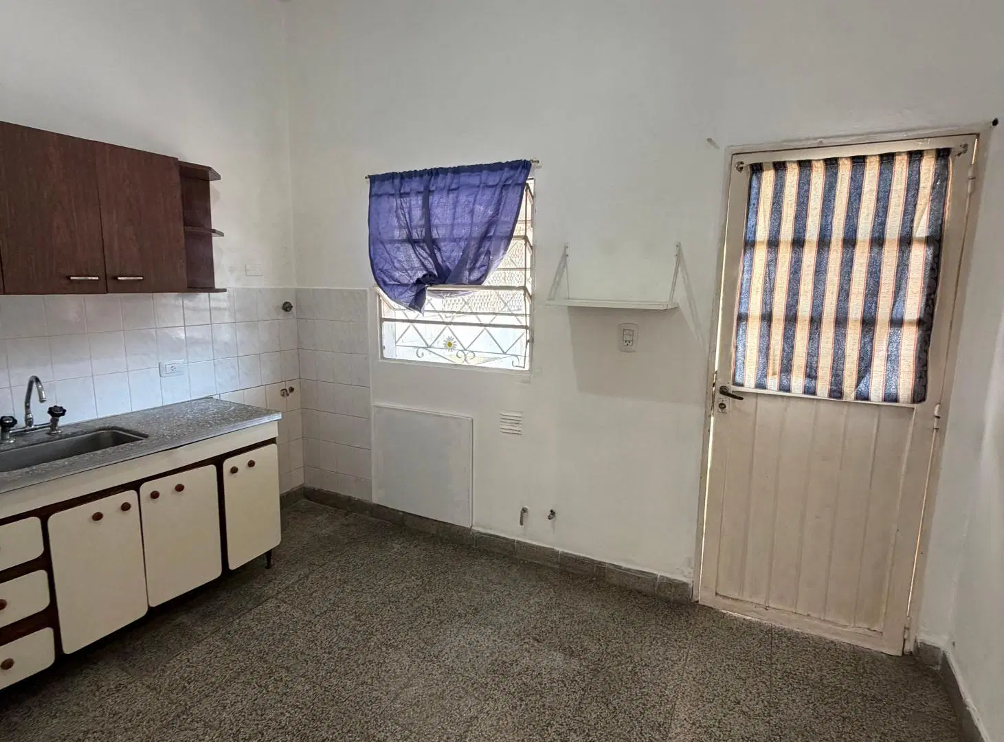 Departamento de 37 m² con 1 dormitorio en alquiler en Lomas de Zamora 1