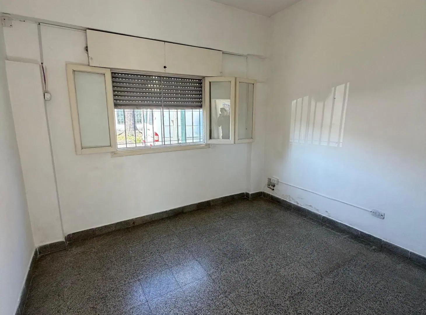 Departamento de 37 m² con 1 dormitorio en alquiler en Lomas de Zamora 4