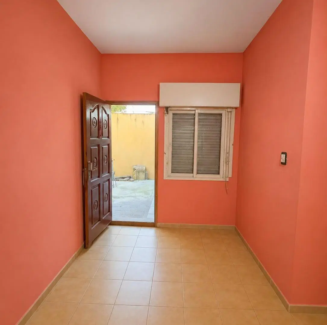 3 Casas en lote de 303 m² con 2 dormitorios en venta en Lomas de Zamora 3