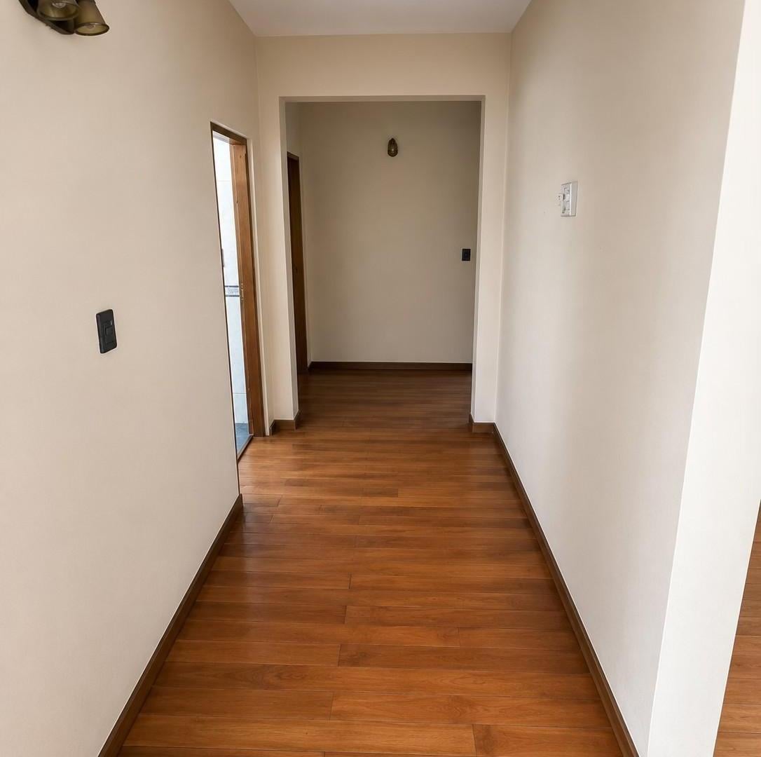 Foto de Casa de 336 m² con 3 dormitorios en venta en Luis Guillón, imagen 3