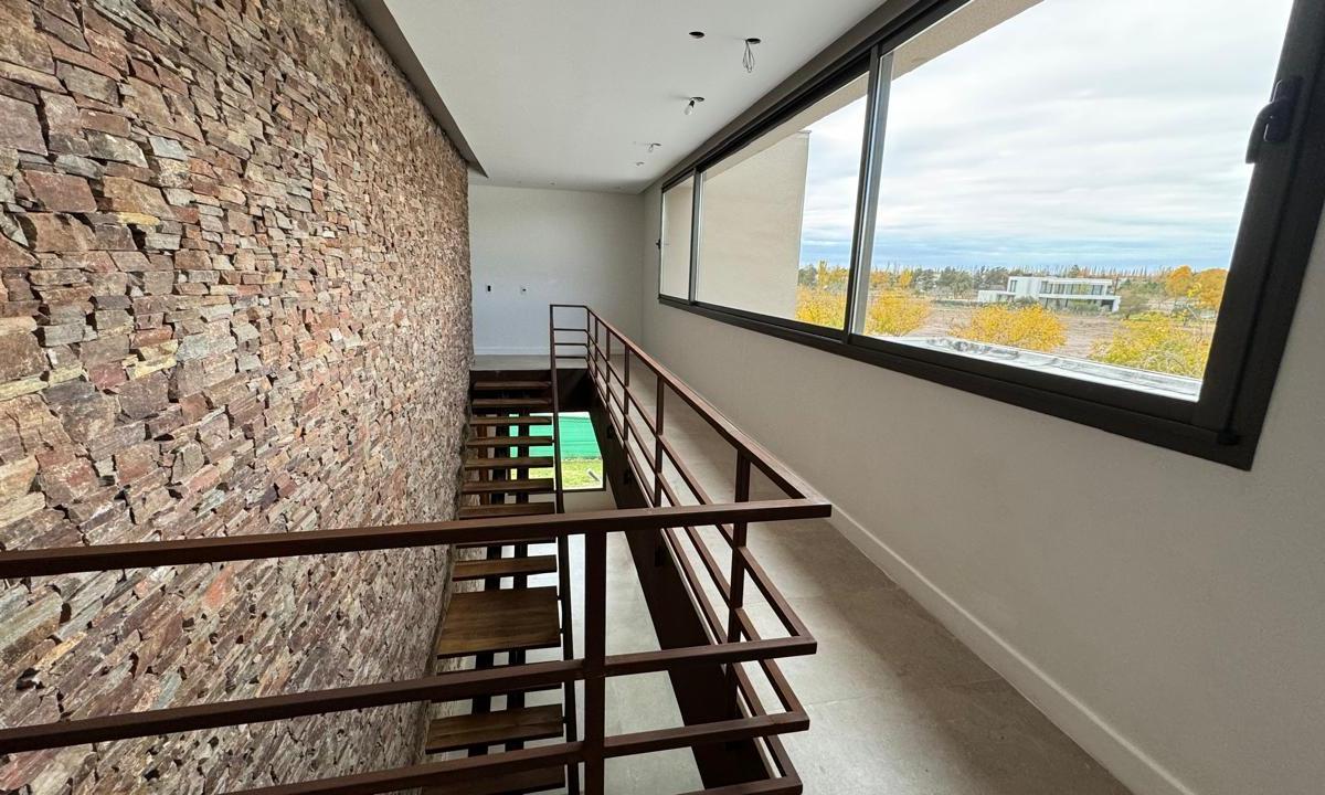 Vende Casa en La Vacherie Country Golf 5