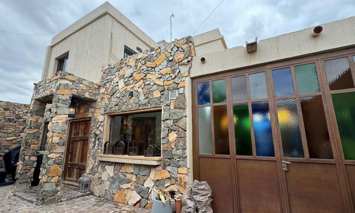 Vende Casa en Los Aromos Barrio Cerrado 2