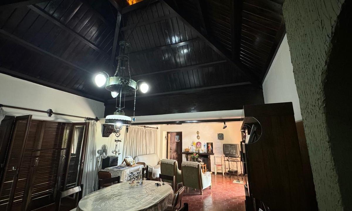 Vende Casa en Chacras de Coria 1