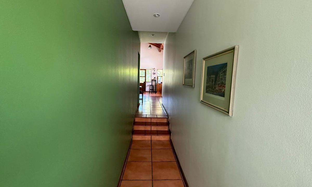 Vende Casa en Dalvian Barrio Privado 5