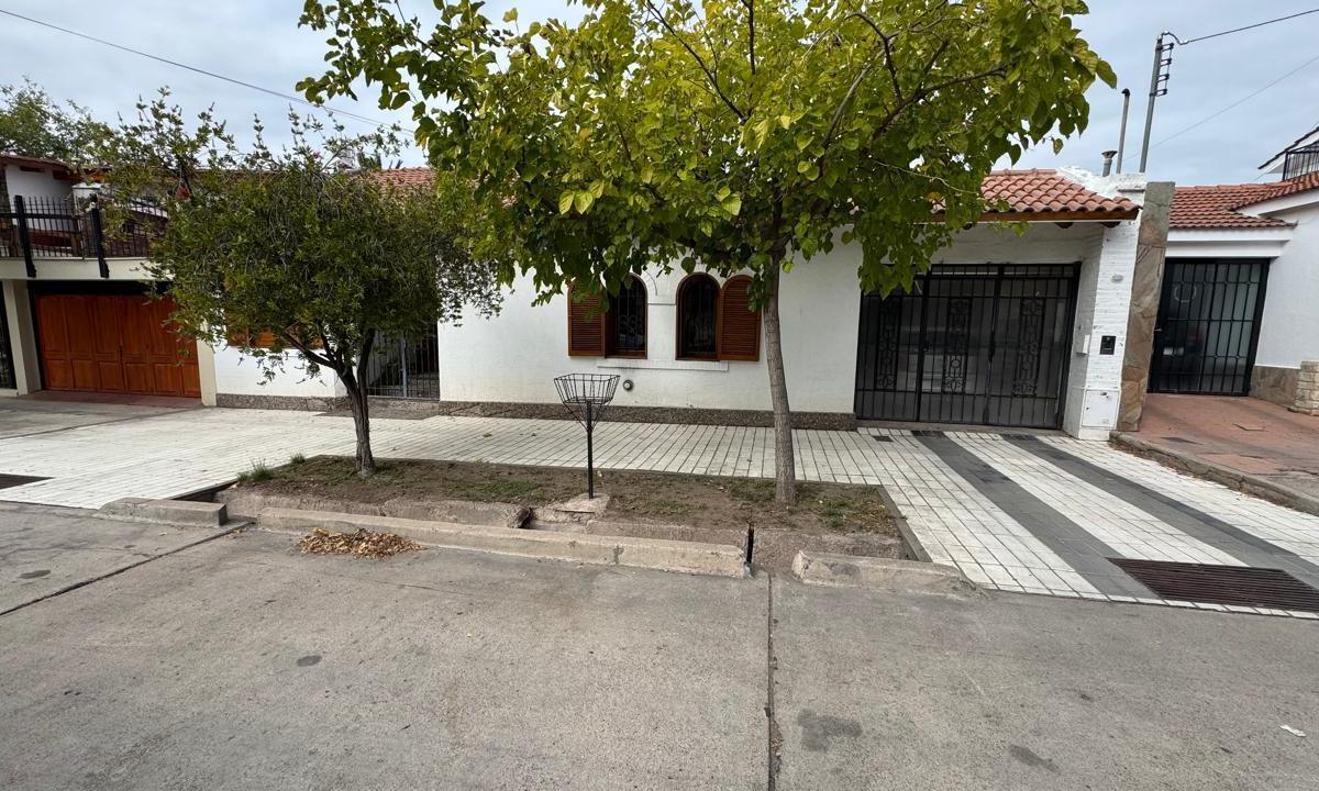 Vende Casa en La Sexta Seccion Apta Crédito 1