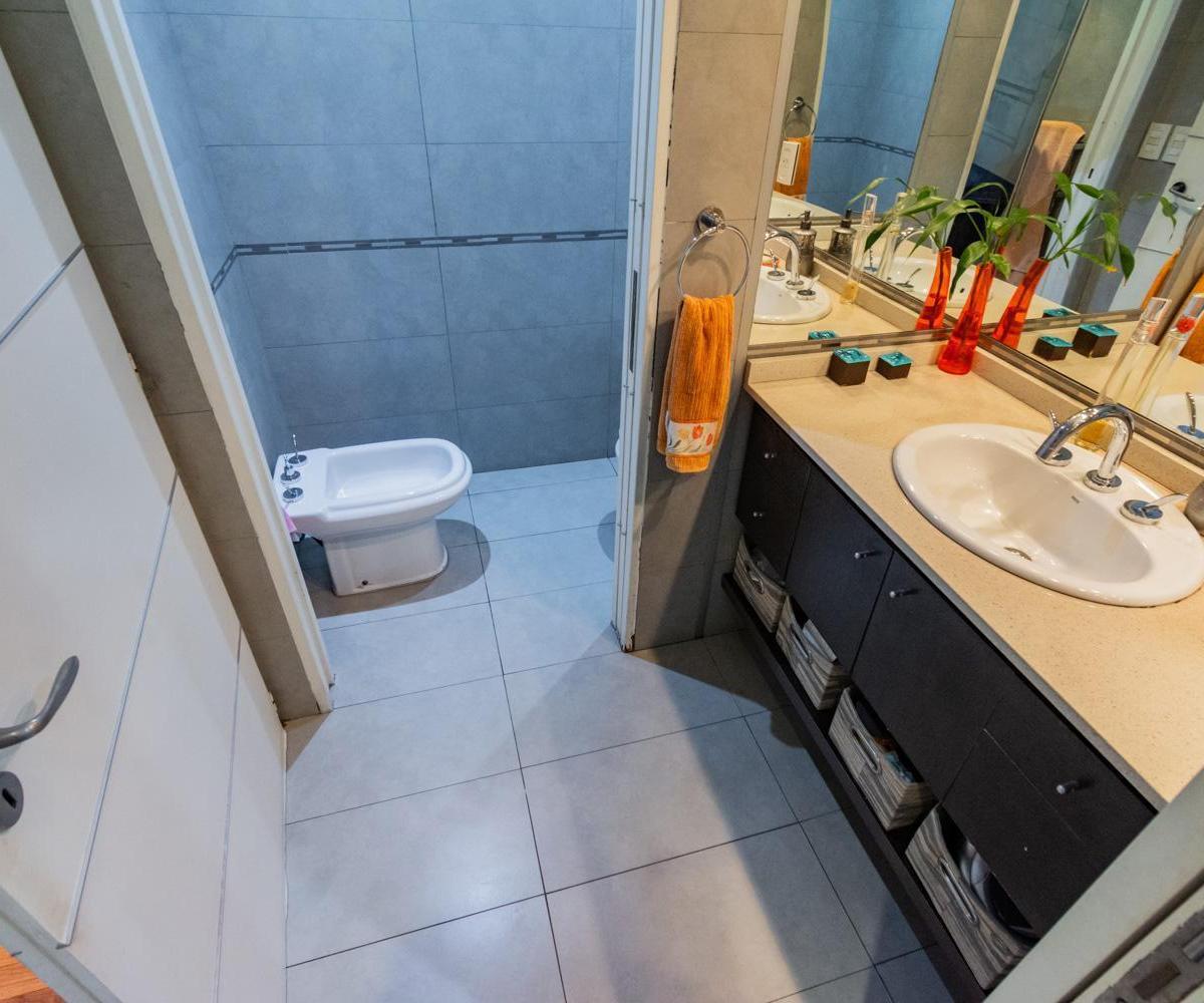 Venta Departamento 4 Ambientes Colegiales Cocheras 2 3