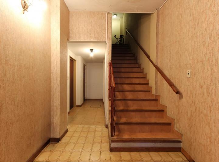 Venta PH 5 ambientes en Caballito con cochera 4 balcones y terraza propia 2