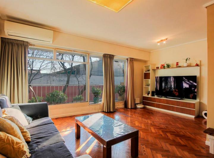 Venta PH Villa Ortuzar entrada independiente luminoso 4
