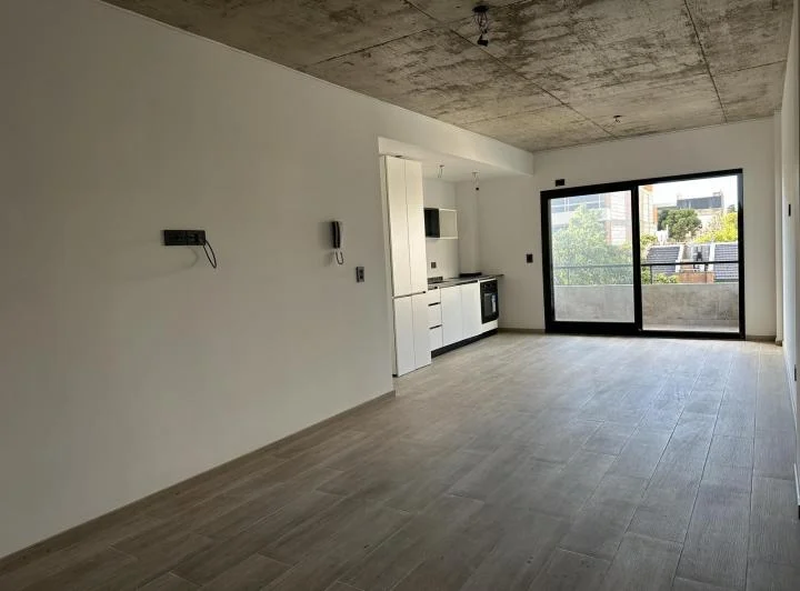 Alquiler Monoambiente con balcon en Saavedra 4