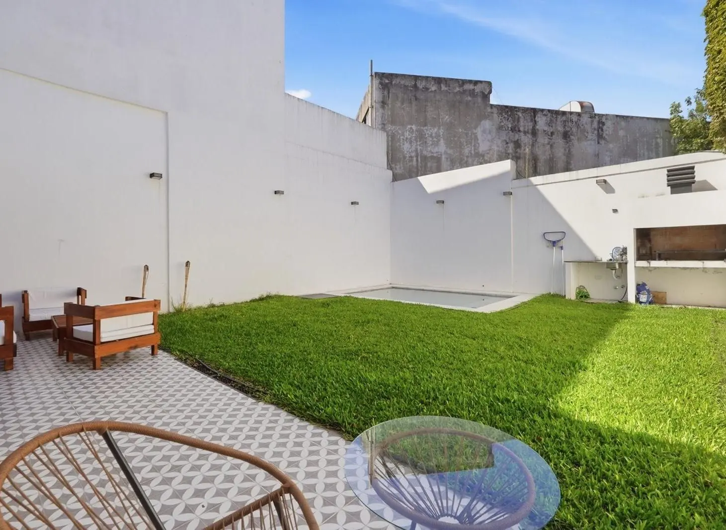 Venta PH 3 ambientes con patio y pileta en Chacarita 1