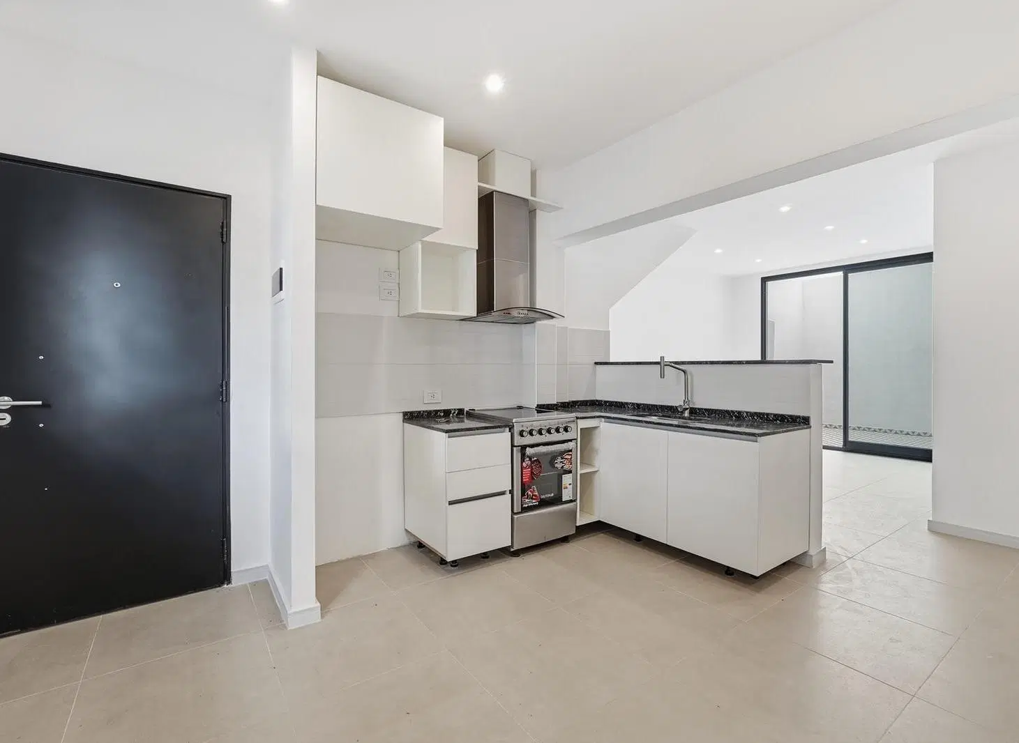Venta PH 3 ambientes a estrenar con patio 8