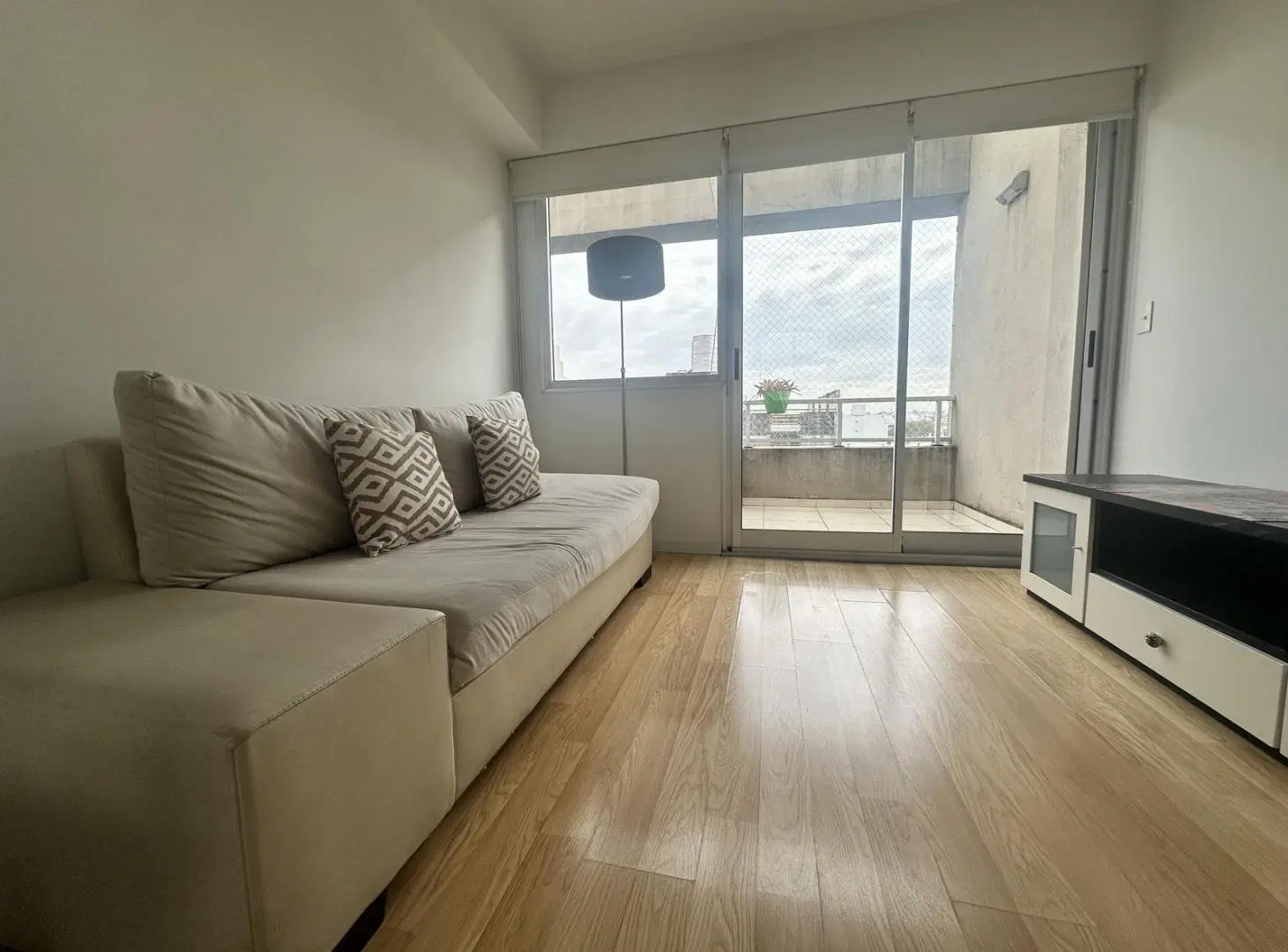 Alquiler Departamento 3 ambientes con cochera en Villa Crespo 4