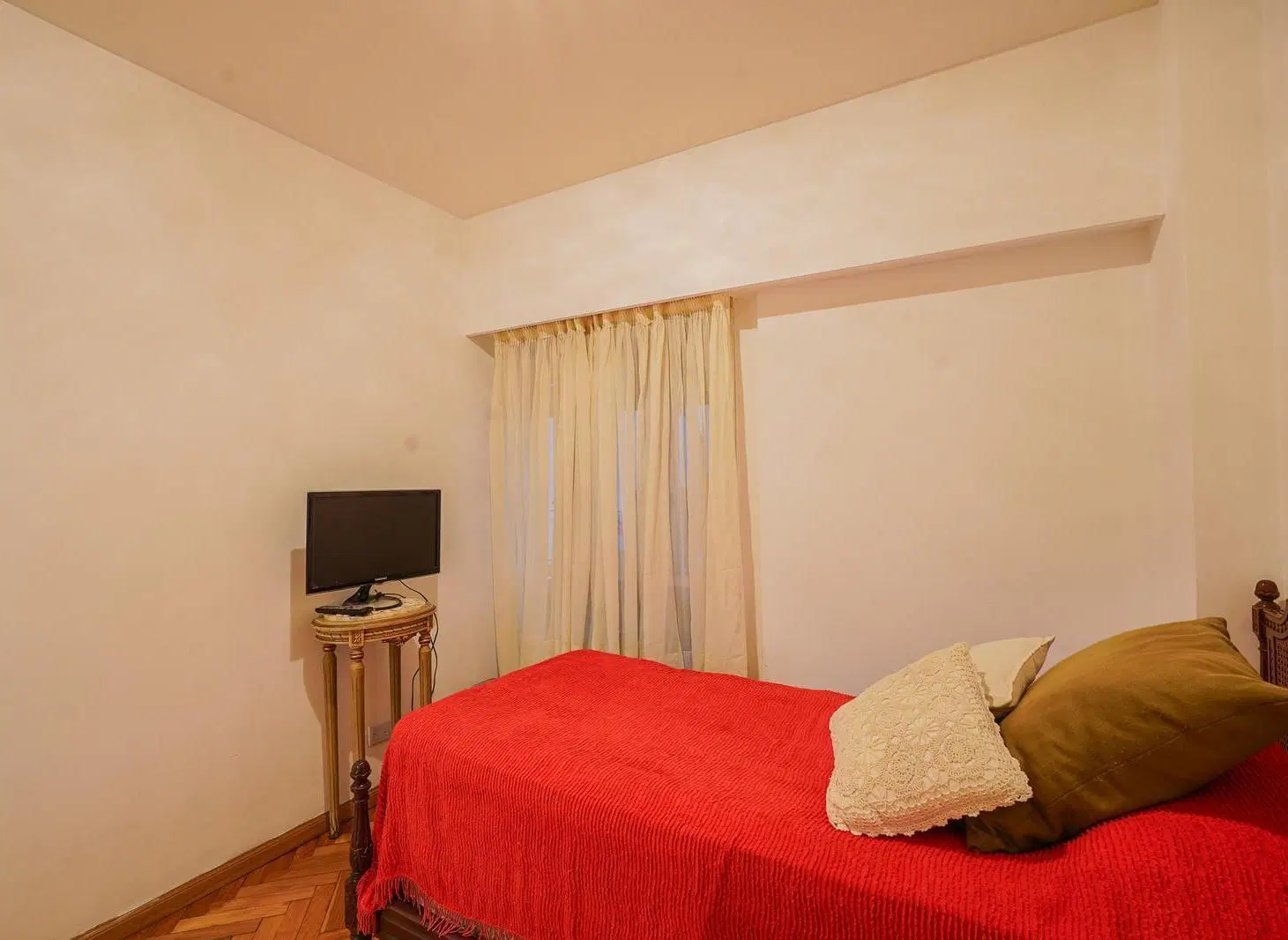 Venta Departamento 3 ambientes Belgrano balcon y cochera 4