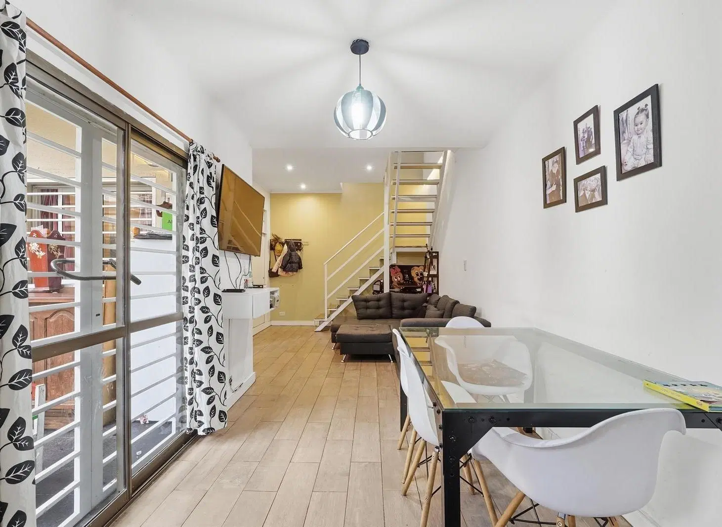 Venta PH 3 ambientes Lomas del Mirador Patio Terraza 2