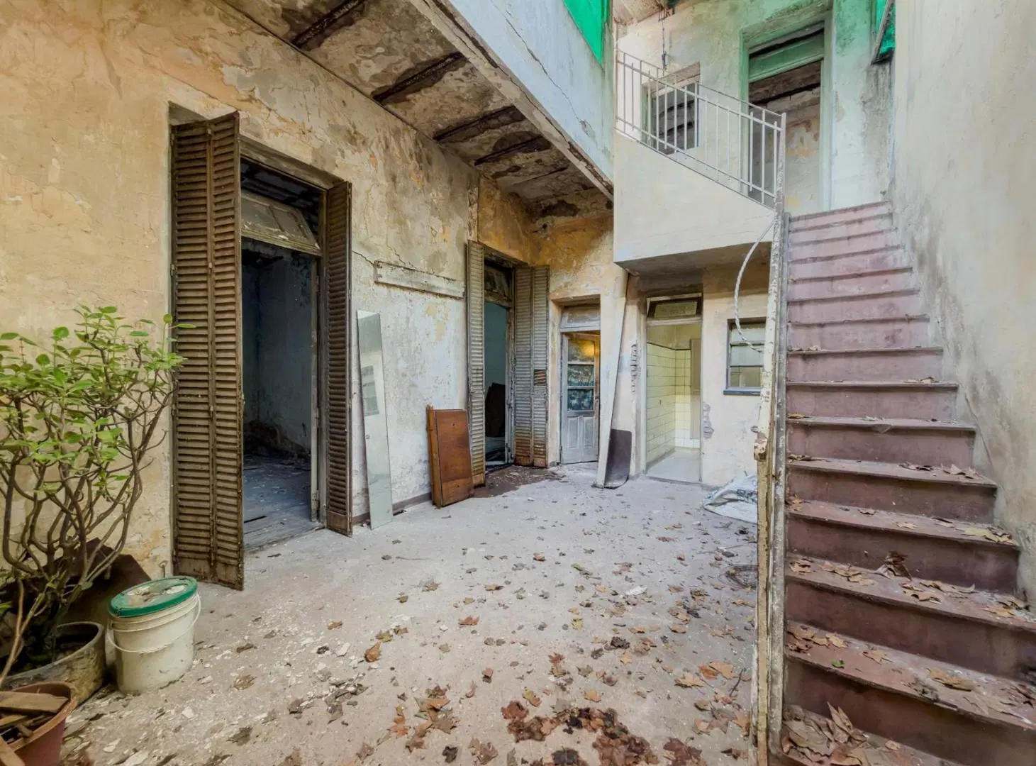 Venta PH 3 ambientes con patio y terraza en Versalles 3