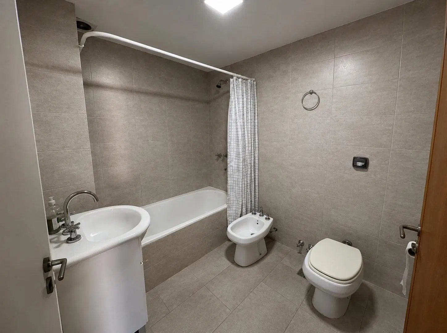Alquiler Departamento monoambiente Almagro 5