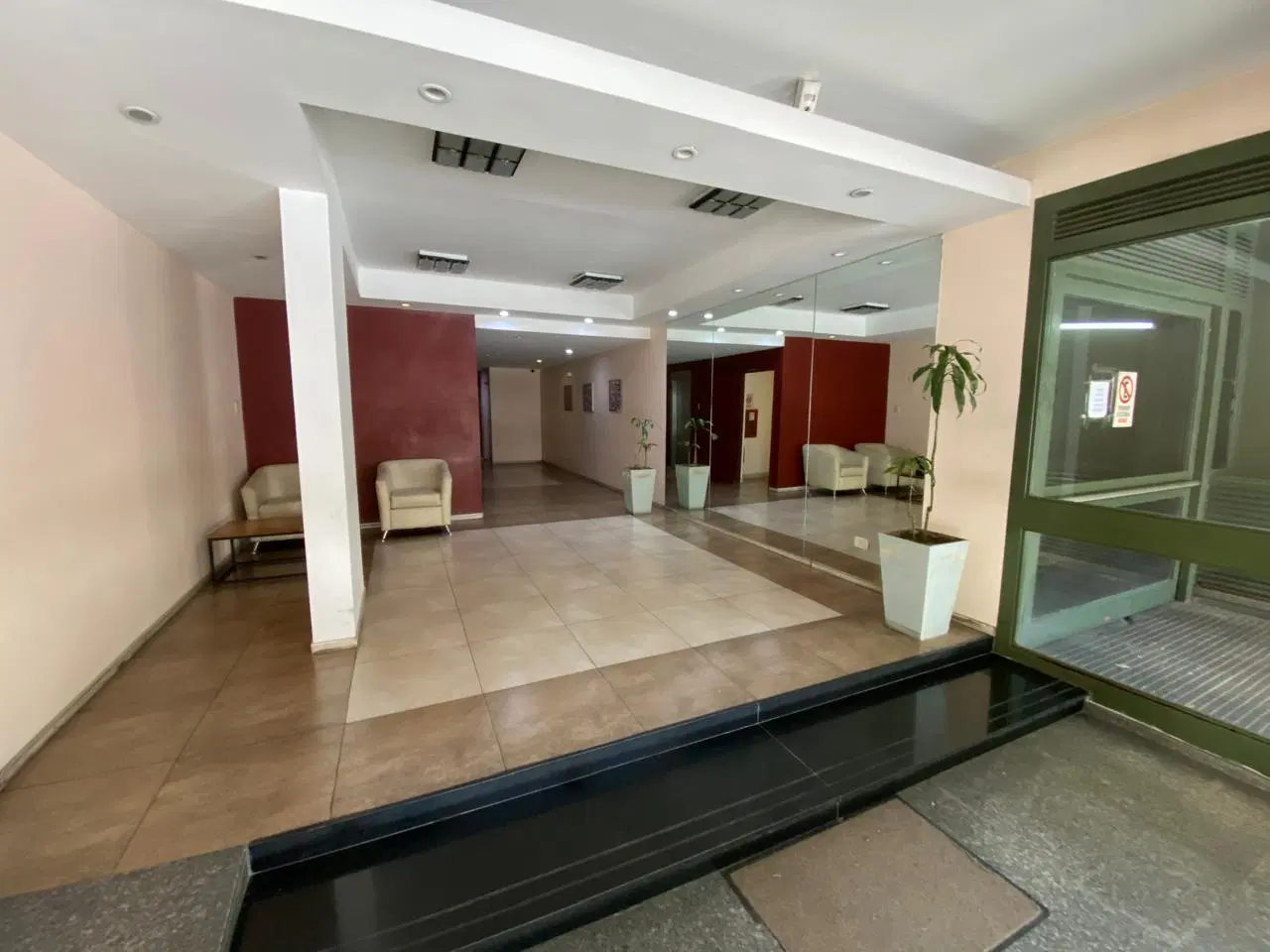 Departamento en alquiler, doble balcón y ventilación cruzada 5