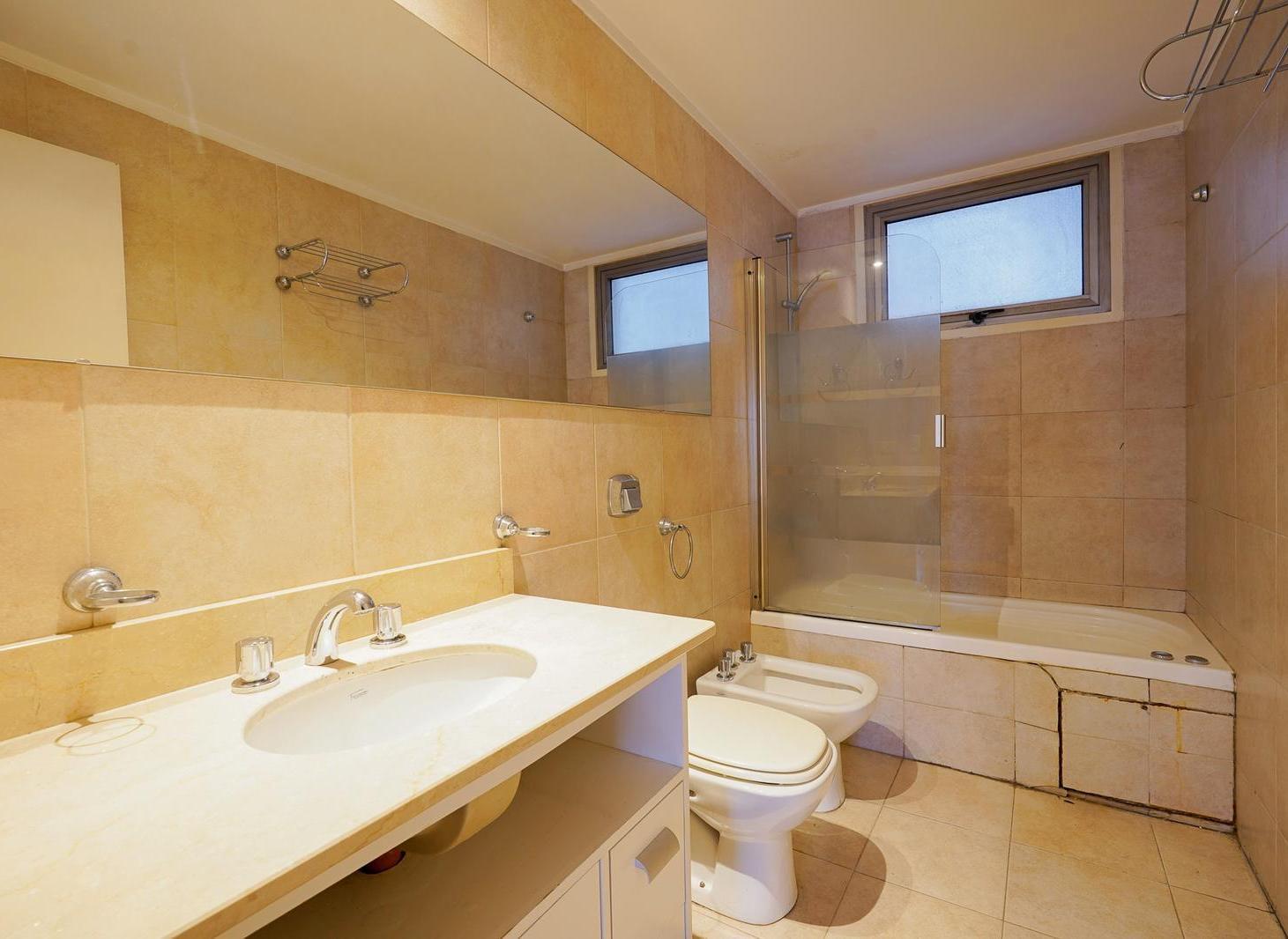 VENTA DEPARTAMENTO 4 AMBIENTES EN RECOLETA CON 2 COCH FULL AMENITIES