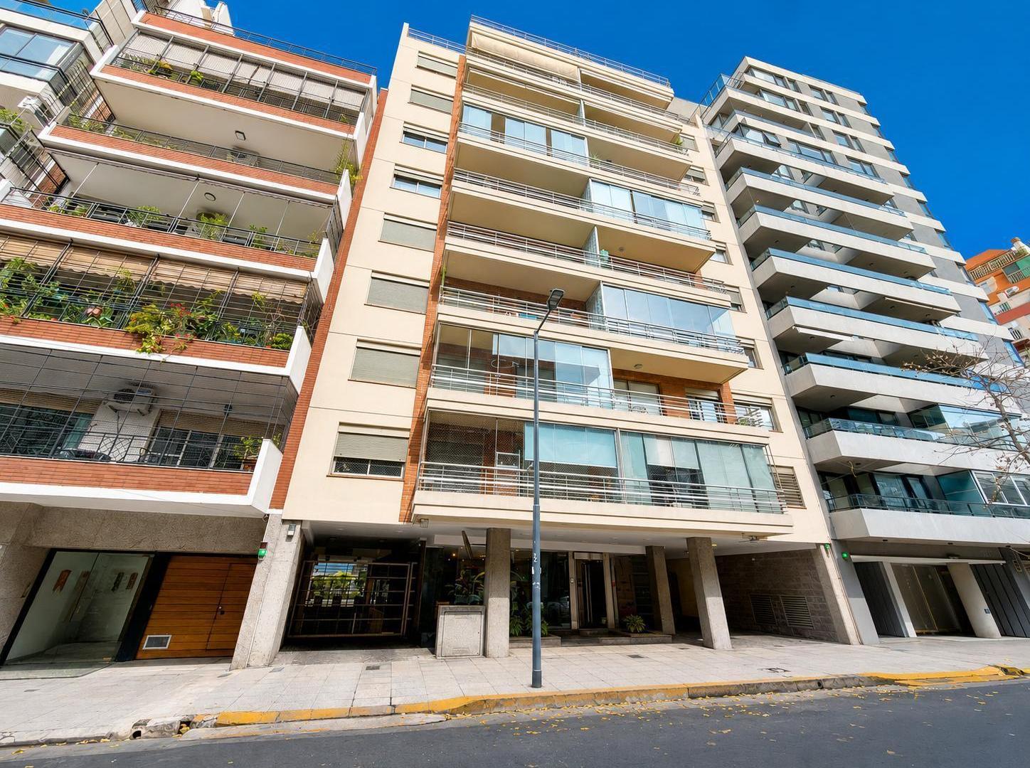 VENTA DEPARTAMENTO 4 AMBIENTES EN RECOLETA CON 2 COCH FULL AMENITIES