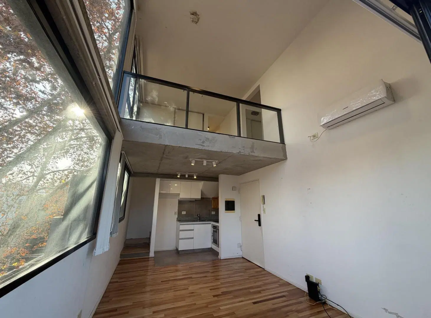 Alquiler Departamento 2 ambientes duplex con cochera Villa Urquiza 2