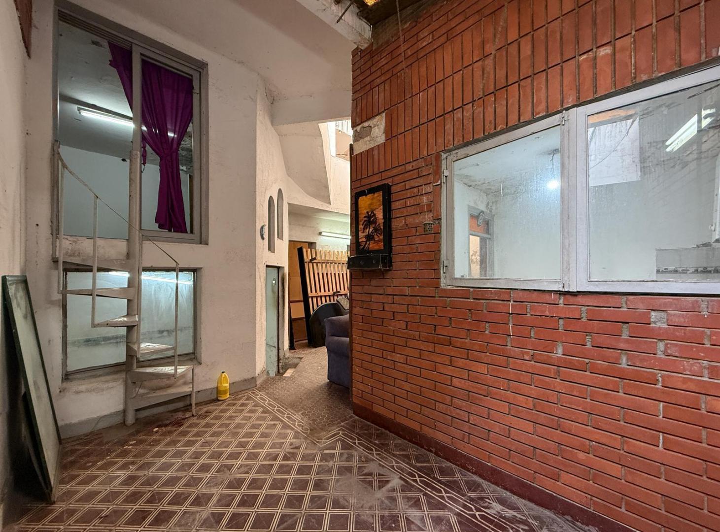 Venta PH 6 ambientes a reciclar en Villa Santa Rita