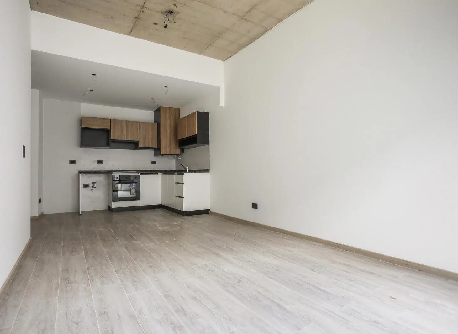 Venta Departamento 3 ambientes Villa Urquiza Cochera Patio Jardin 4