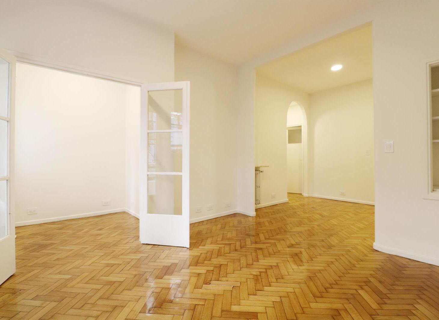 Venta Departamento 2 ambientes con escritorio y balcon en Recoleta