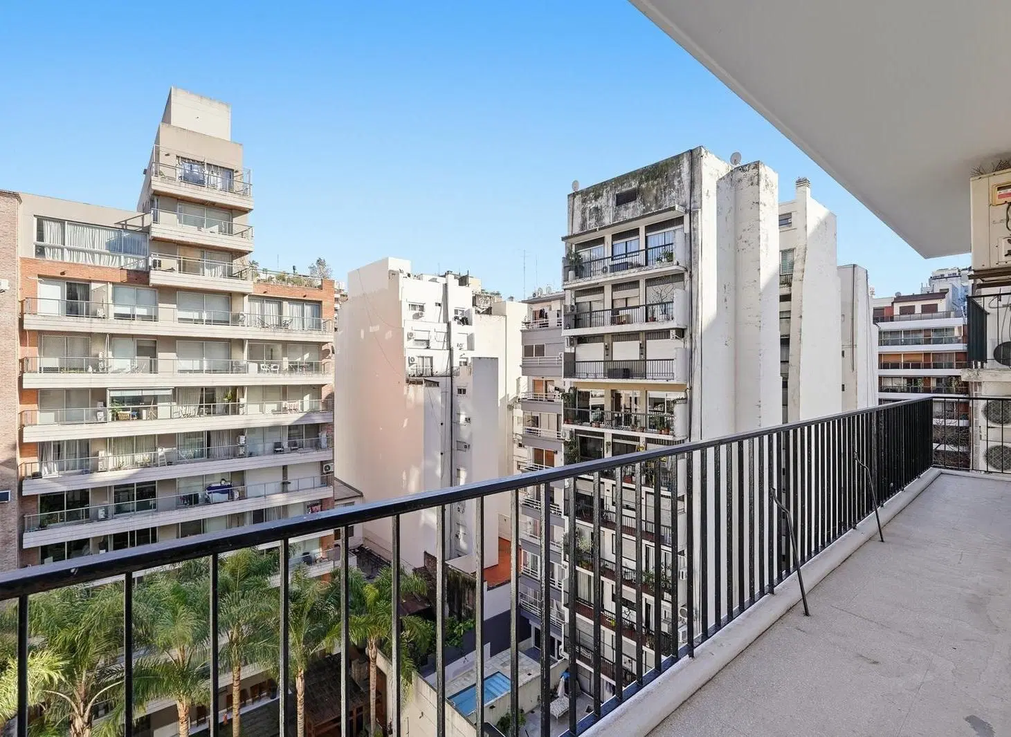 Venta Departamento 4 ambientes con balcón contrafrente Palermo 8