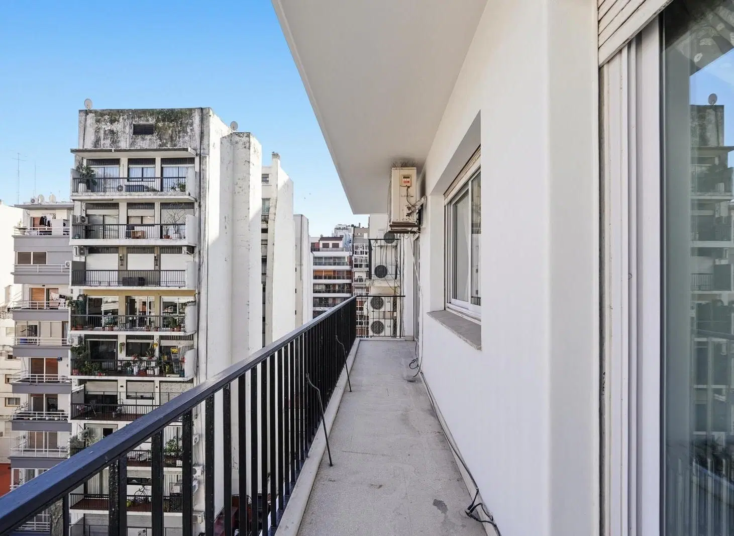 Venta Departamento 4 ambientes con balcón contrafrente Palermo 5