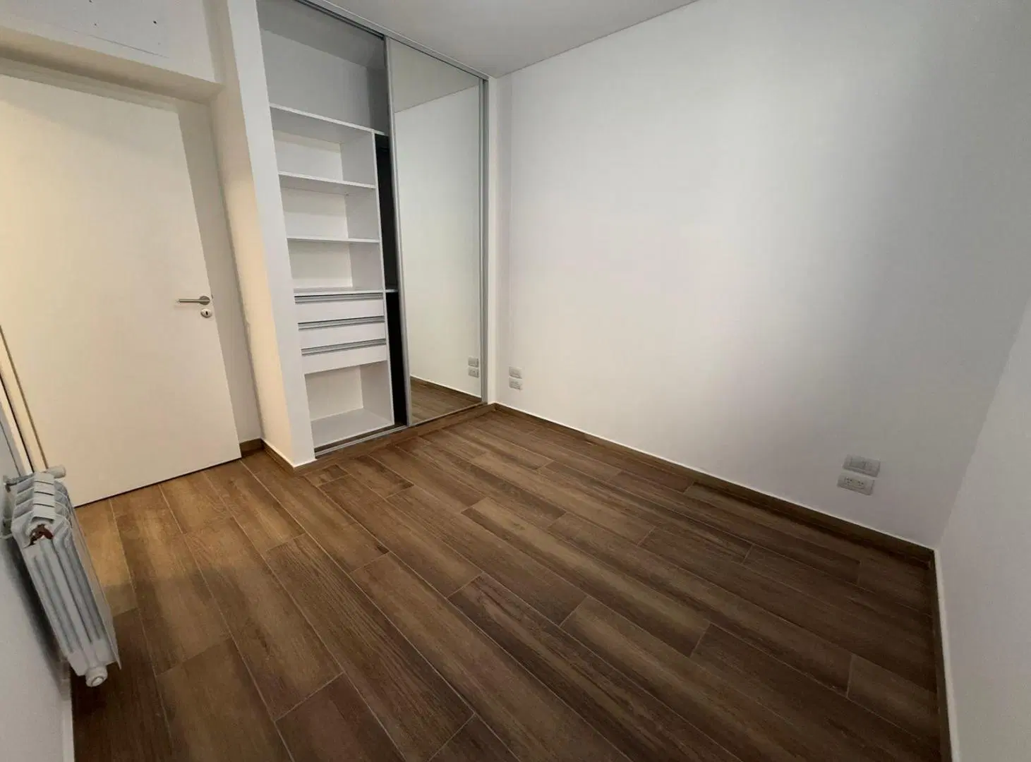 Venta Departamento 3 ambientes Liniers 8