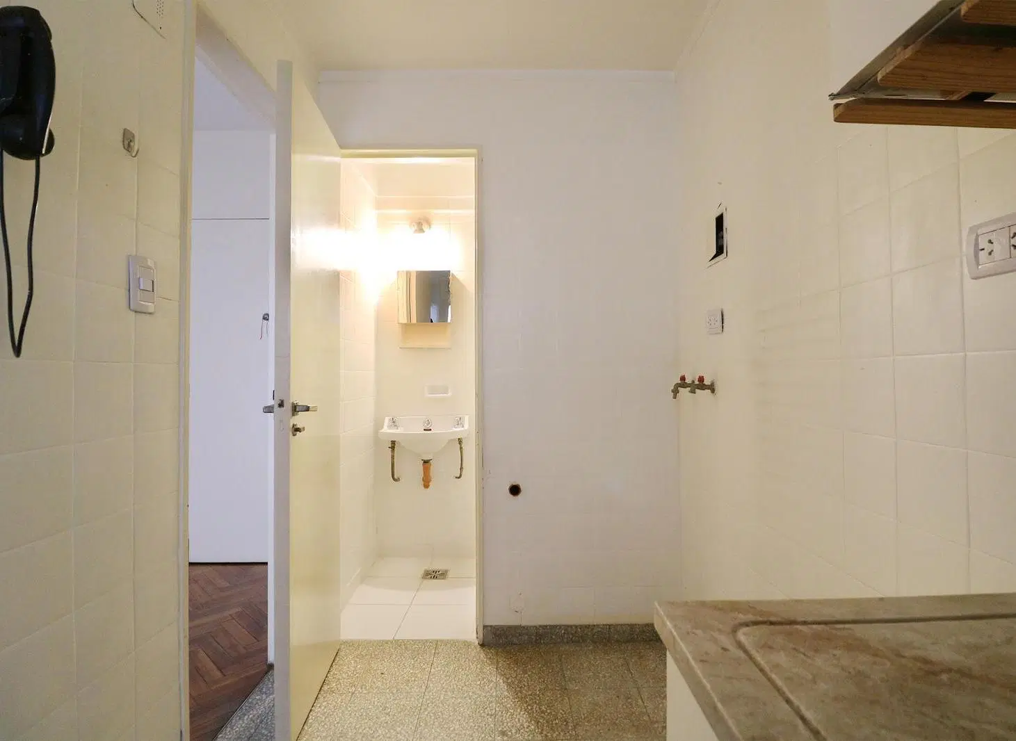 Departamento dos ambientes en alquiler 4
