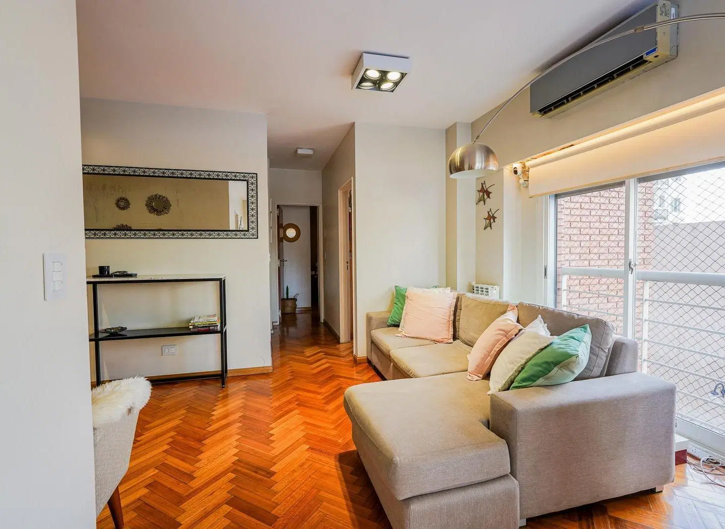 Venta Departamento 3 ambientes Villa del Parque Cochera y balcón 8