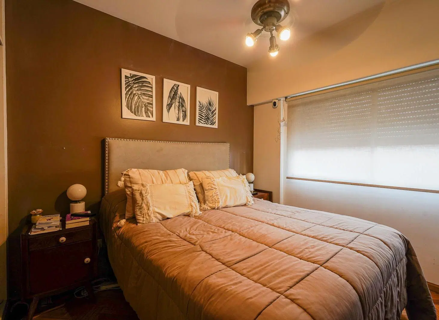 Venta Departamento 3 ambientes Villa del Parque Cochera y balcón 4