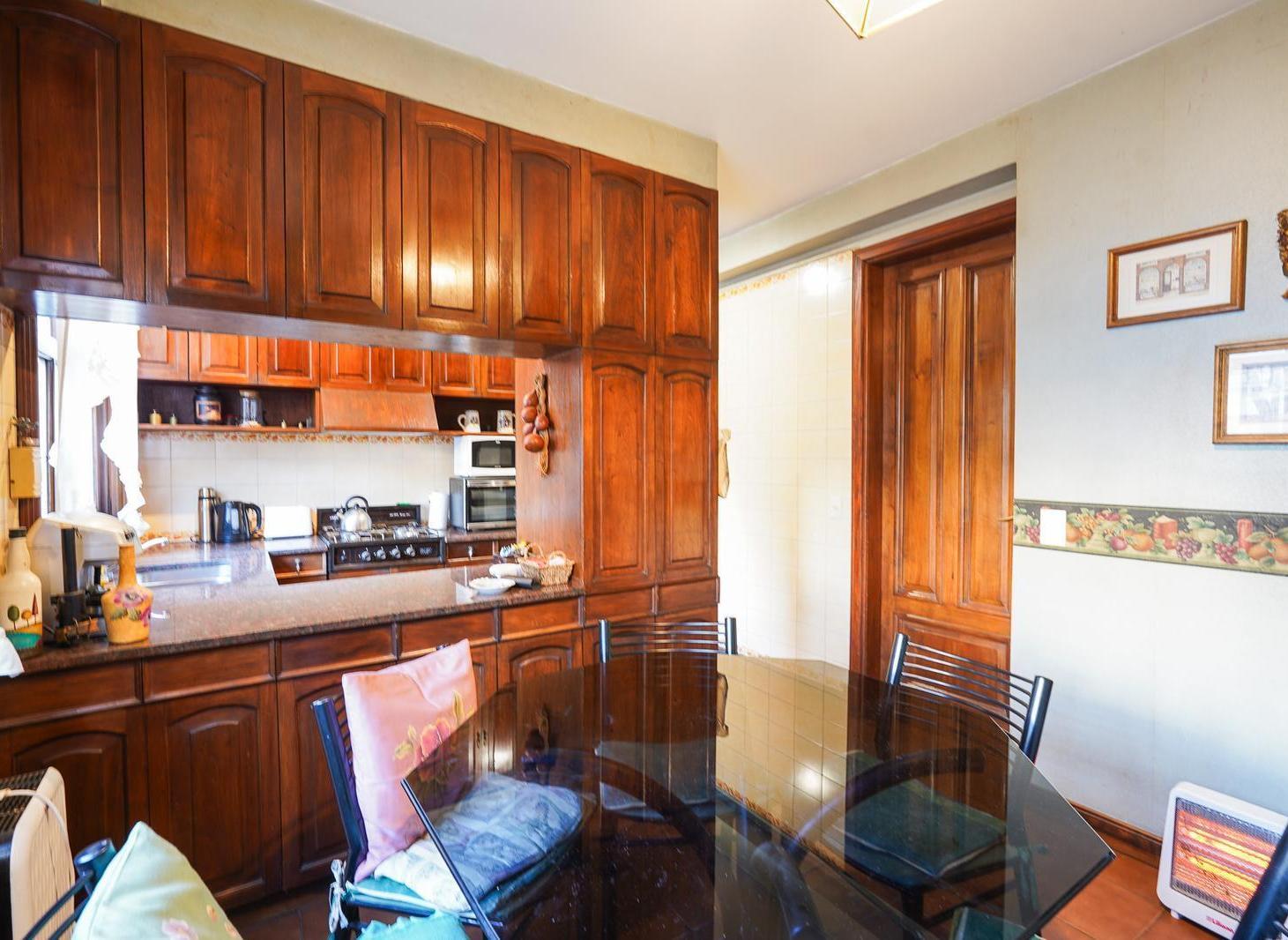 Foto de Casa estilo ingles de 6 ambientes lista para vivir, imagen 1