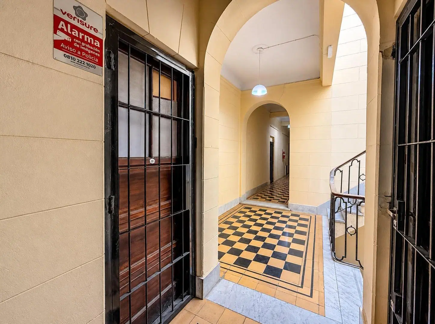 Venta PH 3 ambientes a reciclar en Caballito 5