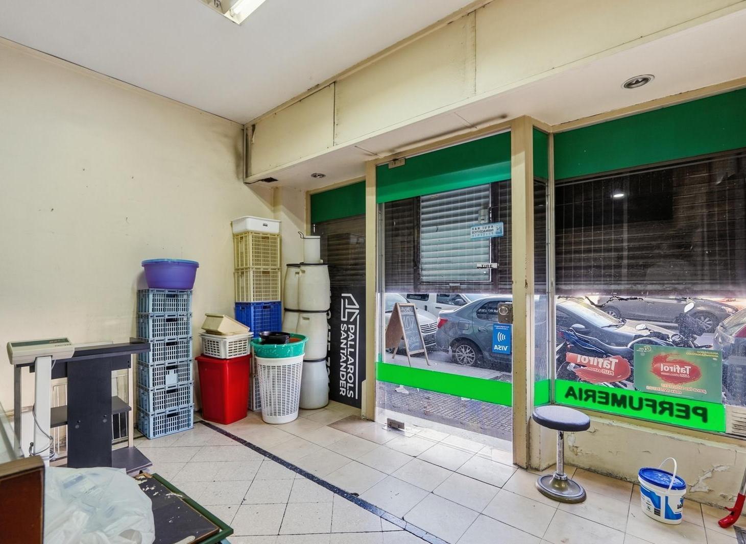 Foto de ALQUILER PH CON LOCAL AL FRENTE- SIN EXPENSAS- COLEGIALES, imagen 4