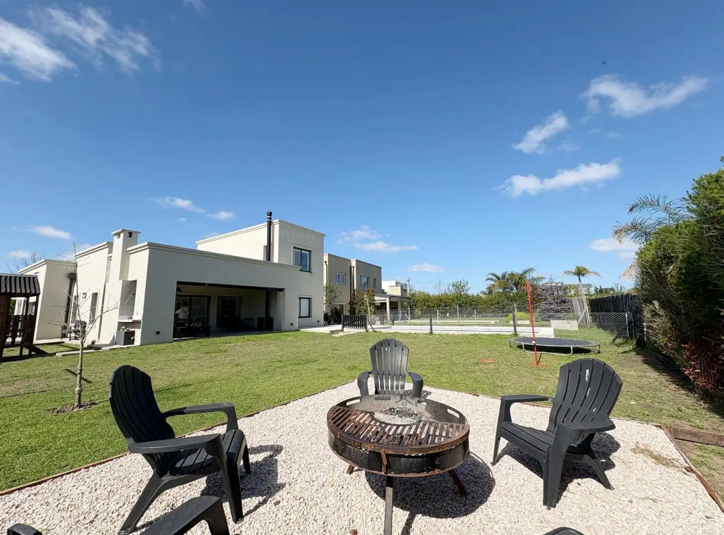 Casa en Countries/B.Cerrado (Escobar) 3