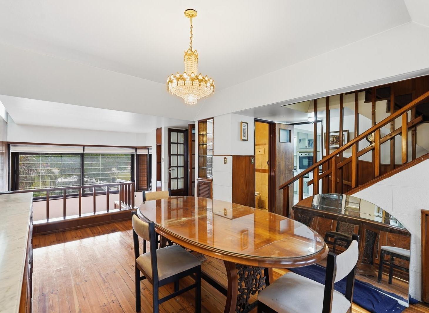 Foto de Venta Casa 6 ambientes Villa Luro, imagen 2