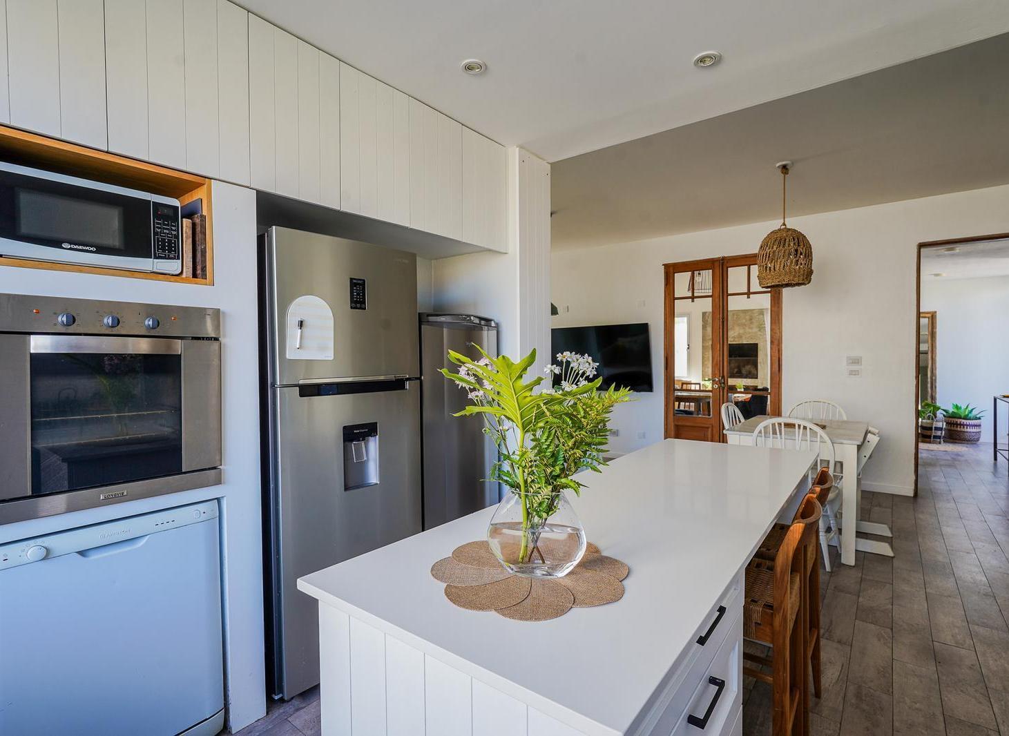 Foto de Venta Casa 5 ambientes en el Canton con Pileta lote interno, imagen 1