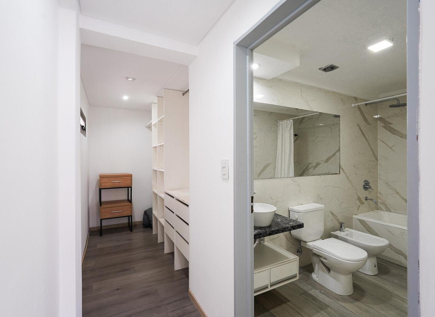 Foto de Departamento tipo dúplex 3 ambientes super luminoso en Villa Luro, imagen 3
