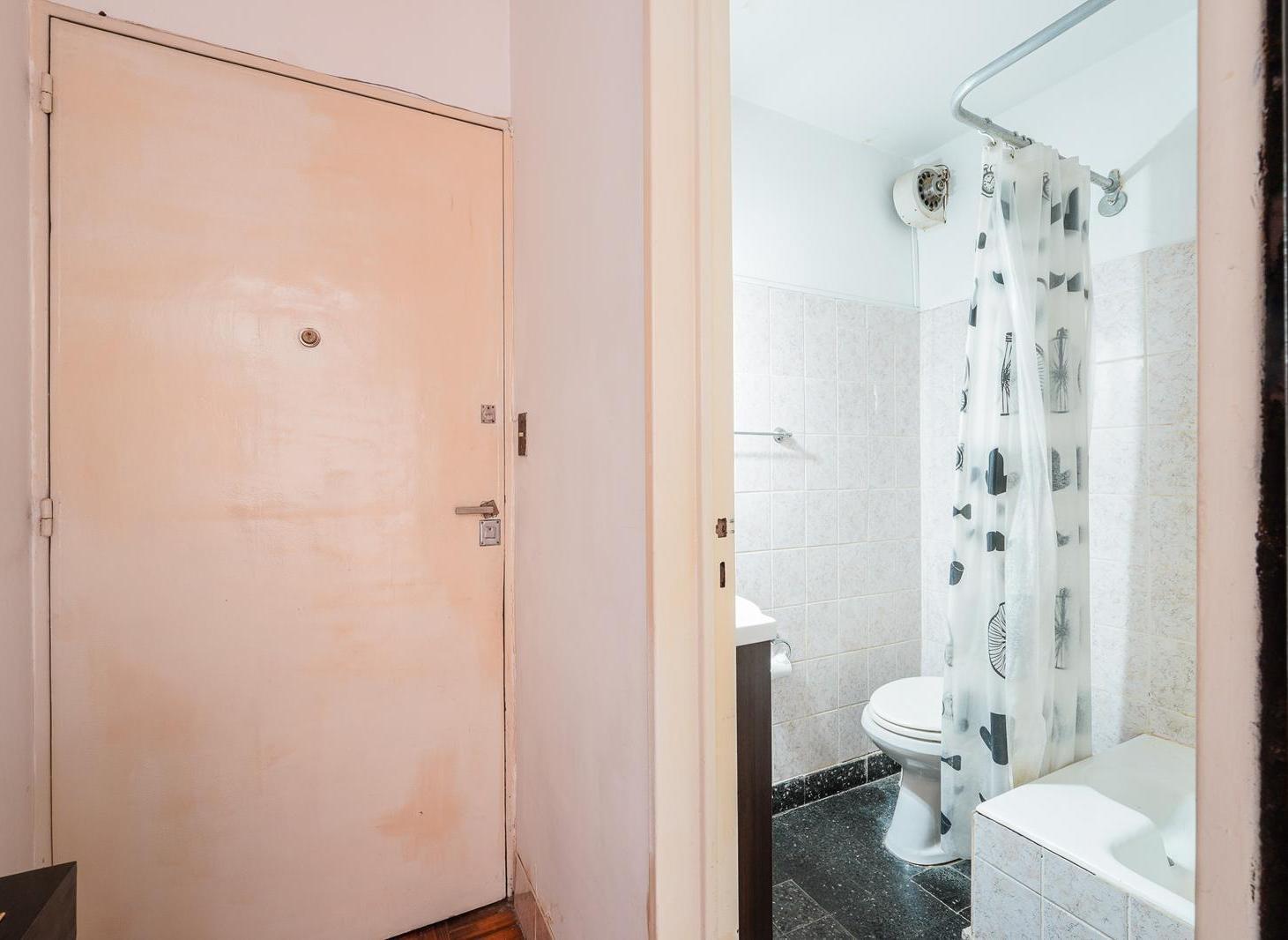 Foto de Venta Departamento monoambiente Almagro, imagen 4