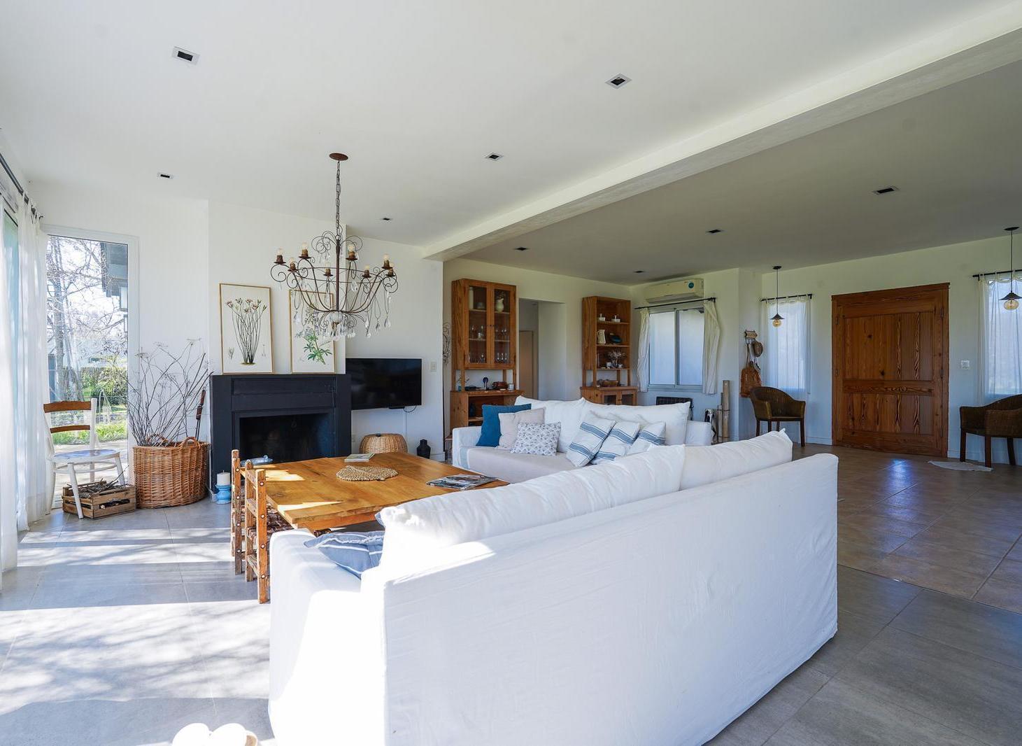 Foto de Venta Casa en Estancia El Aduar, imagen 3