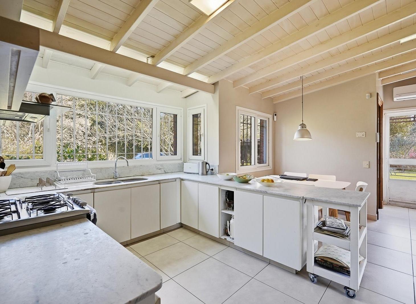 Foto de Venta Casa 7 ambientes en Pilar, imagen 5