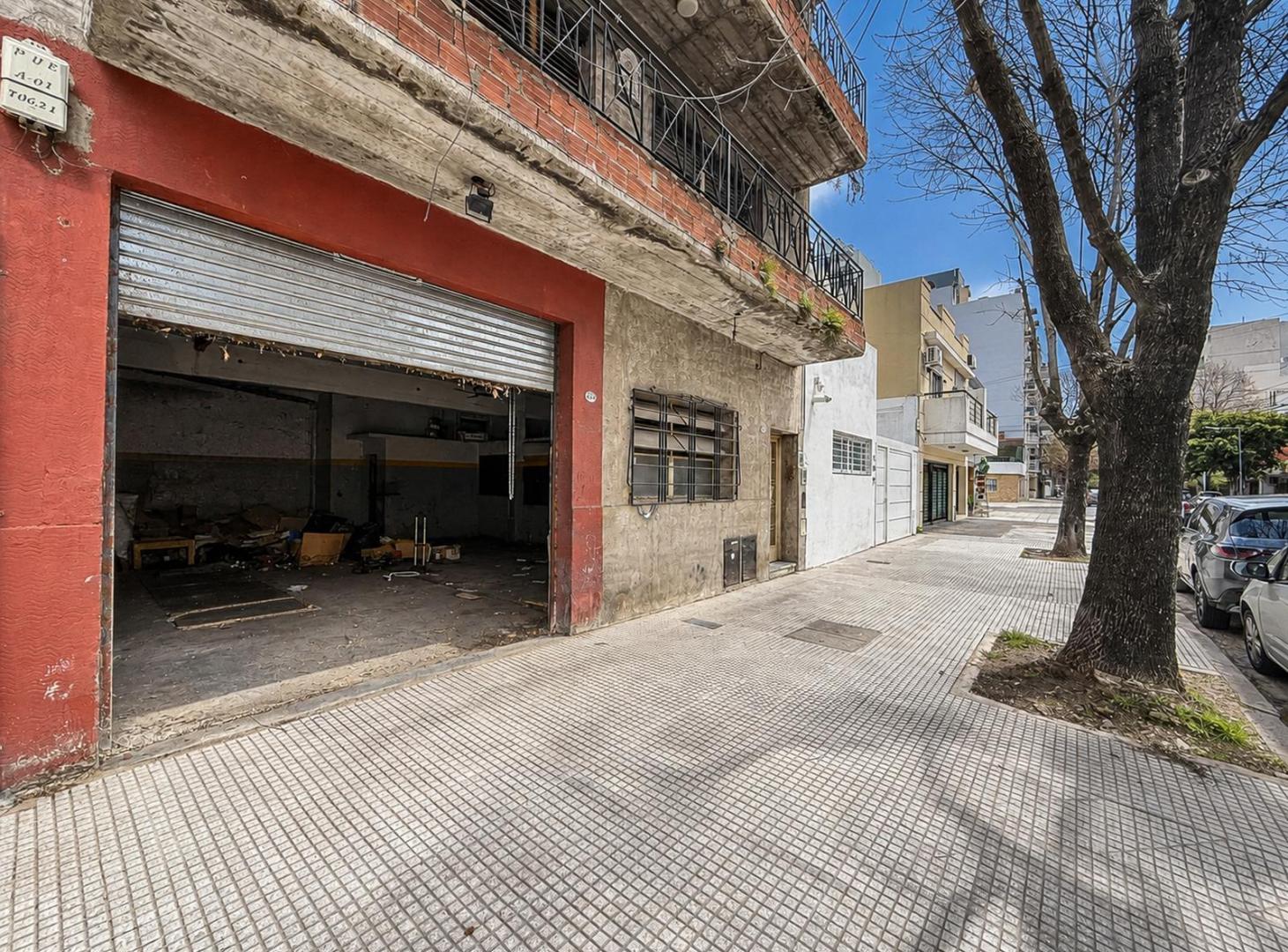 Foto de Venta Complejo 3 unidades en Villa Pueyrredón, imagen 2