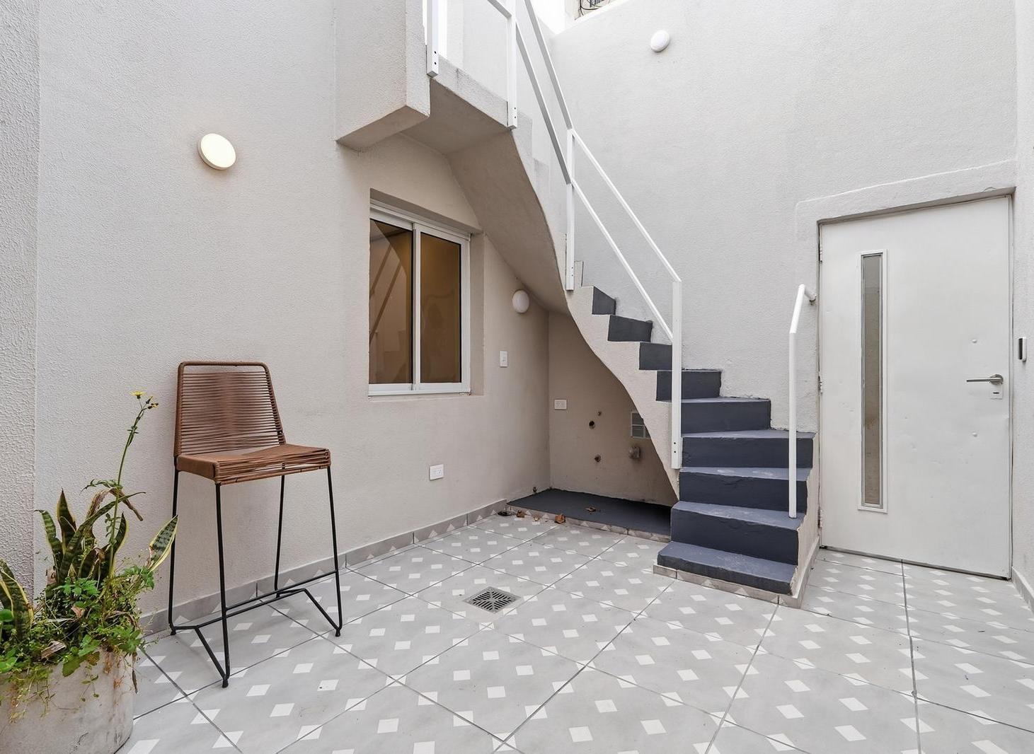 Foto de Venta PH 3 ambientes en Caballito con patio y terraza, imagen 1