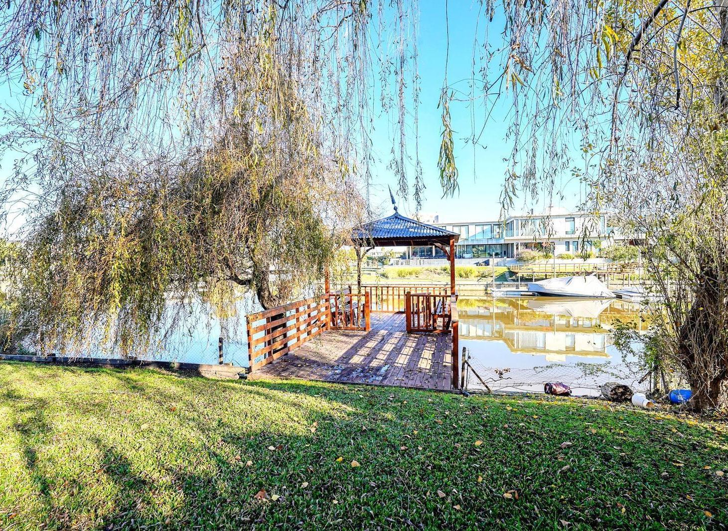Foto de VENTA CASA 5 AMBIENTES EN SAN BENITO VILLANUEVA CON SALIDA AL RIO, imagen 3