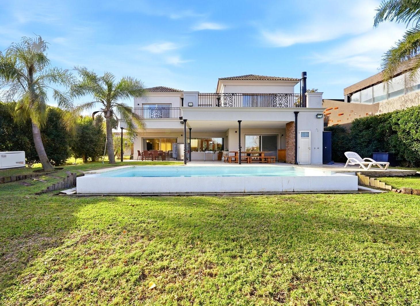Foto de VENTA CASA 5 AMBIENTES EN SAN BENITO VILLANUEVA CON SALIDA AL RIO, imagen 4