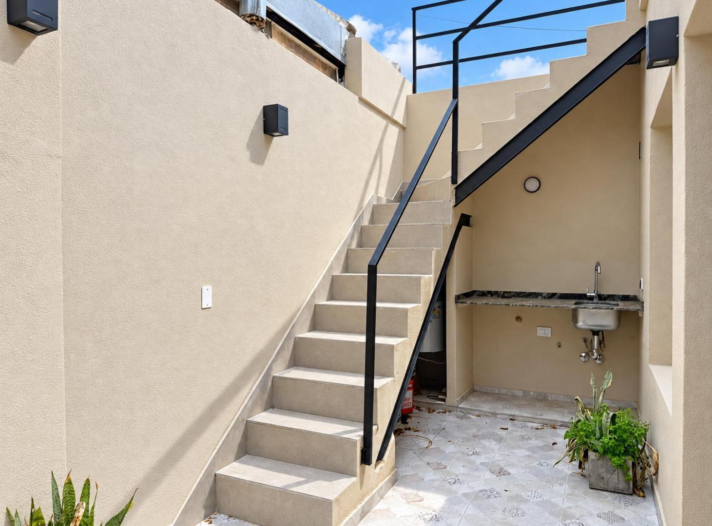 Foto de Venta PH 3 ambientes con terraza en Villa Santa Rita, imagen 3