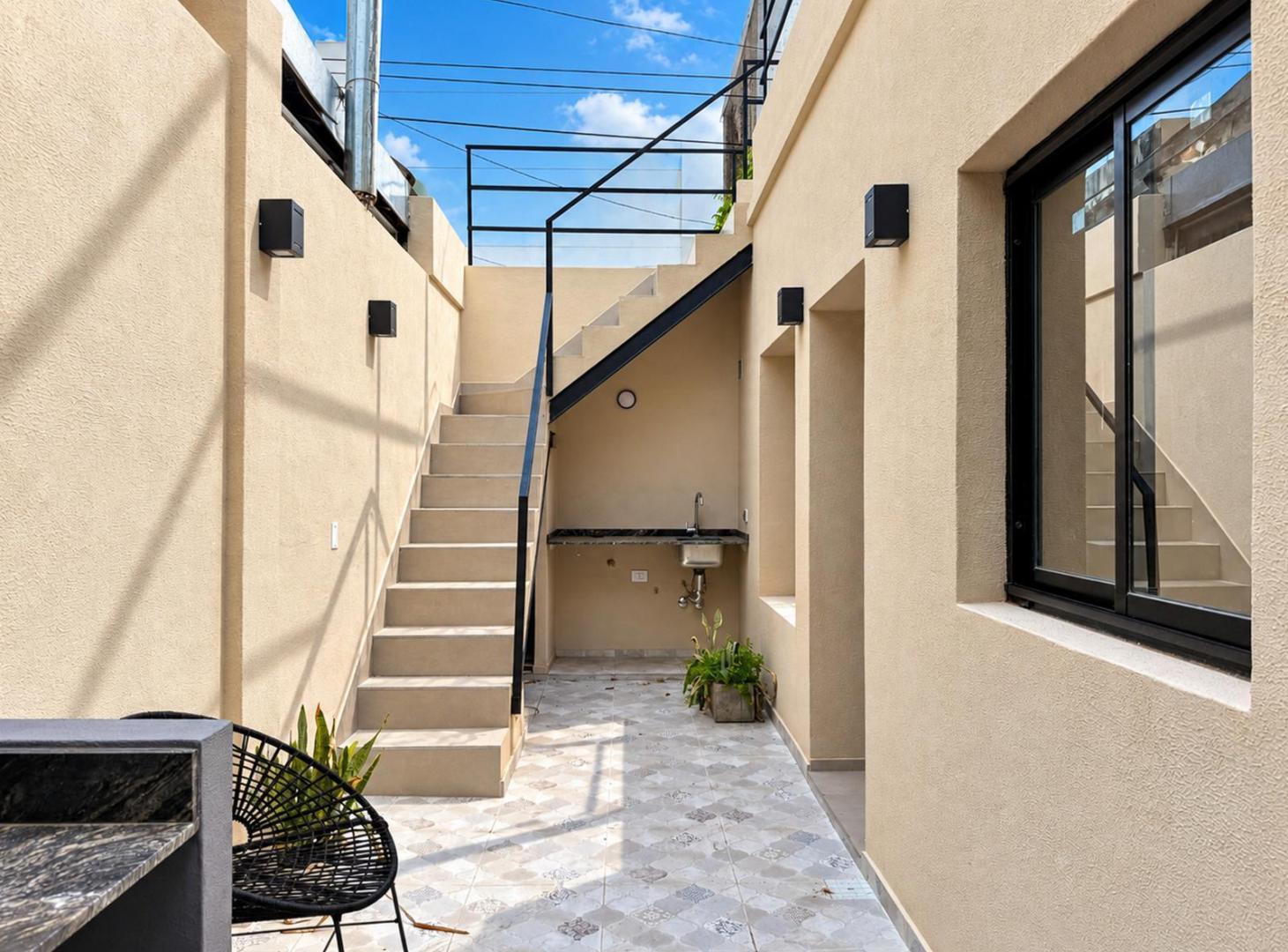 Foto de Venta PH 3 ambientes con terraza en Villa Santa Rita, imagen 1
